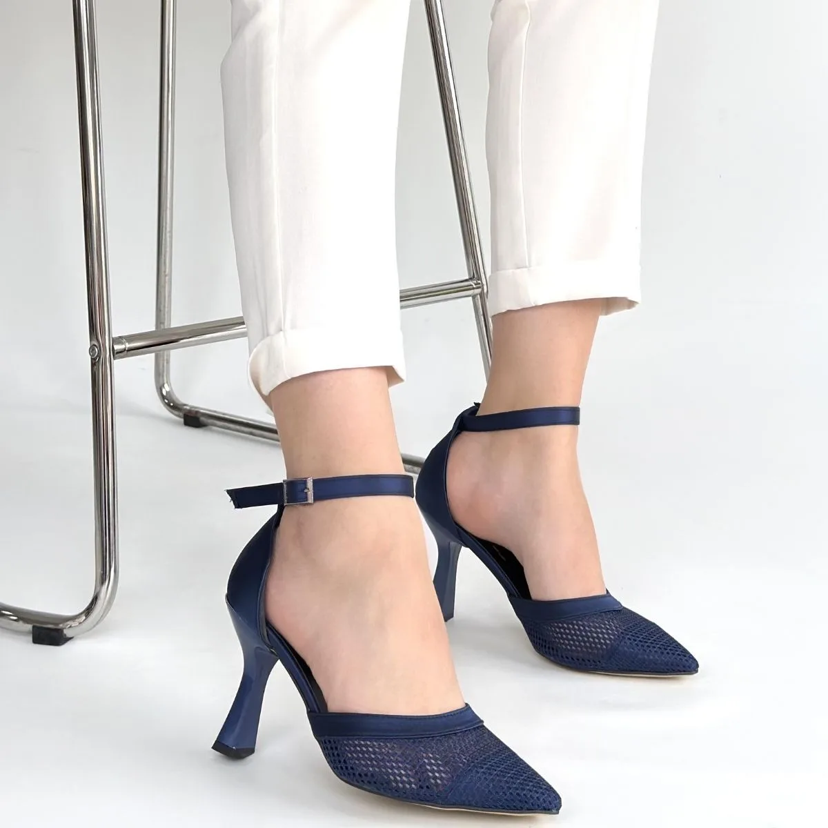 Erbilden Keny Lacivert Saten Topuklu Ayakkabı 8.5 CM Topuk