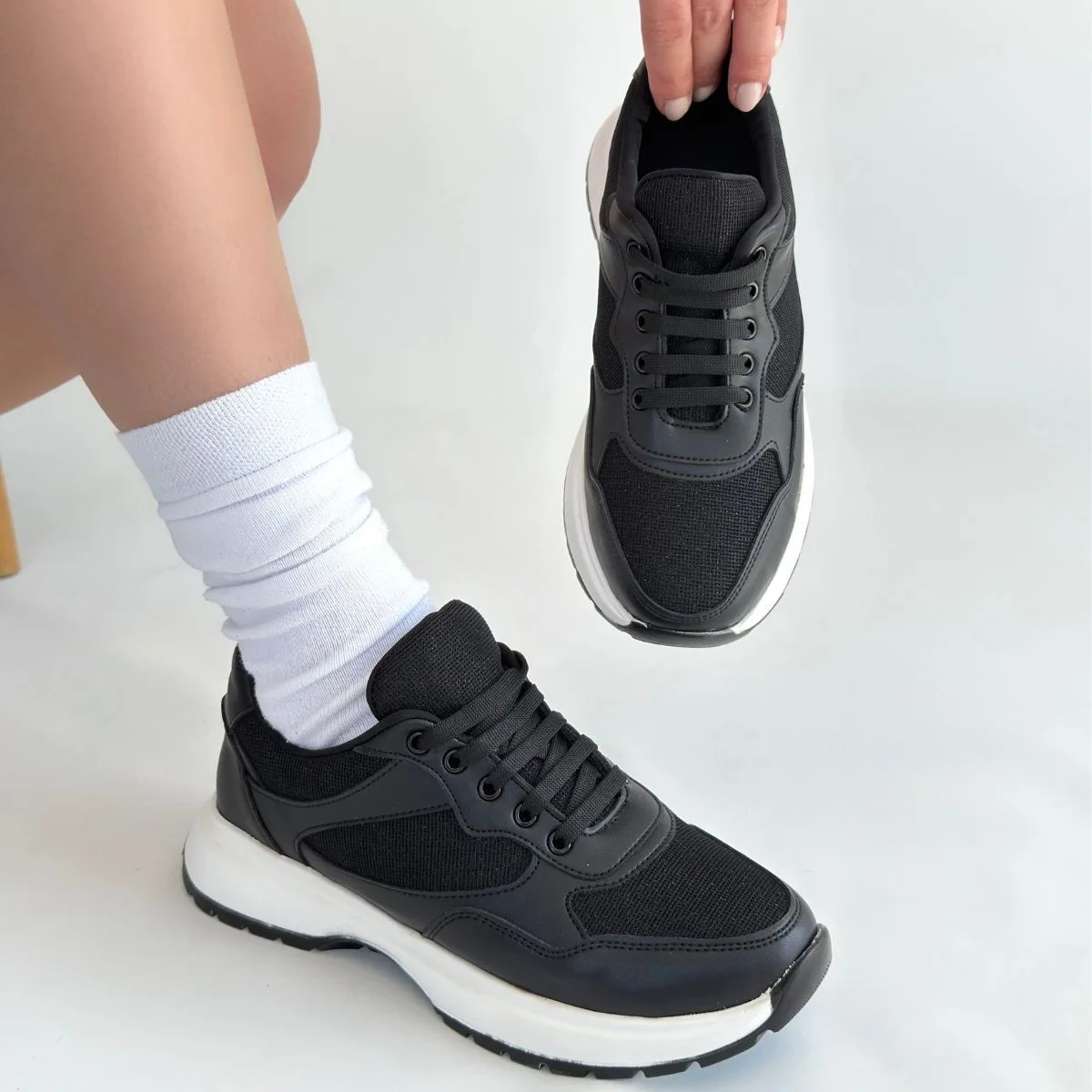 Erbilden Siyah Bağcıksız Tekstil Kadın Spor Ayakkabı 3 cm Topuk