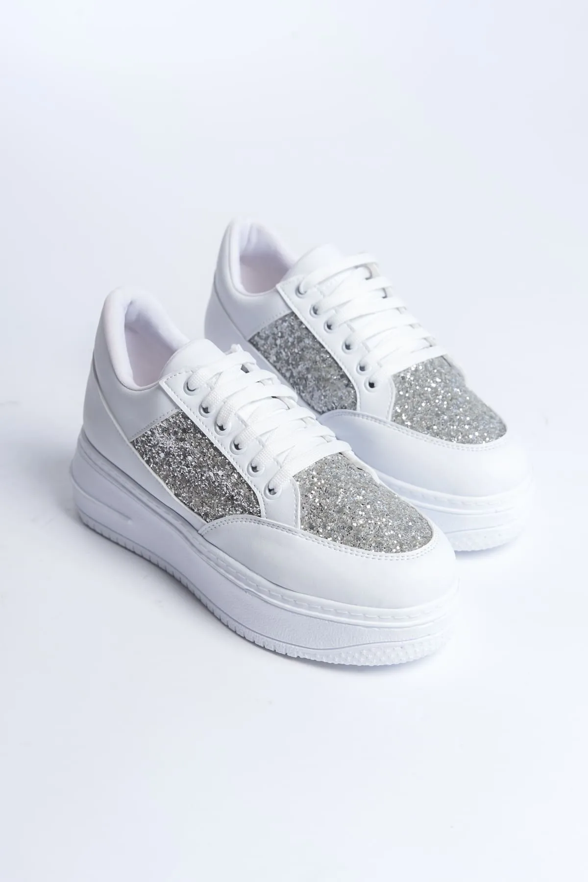 MIPA Beyaz Simli Bağcıklı Ortopedik Taban Kadın Sneaker