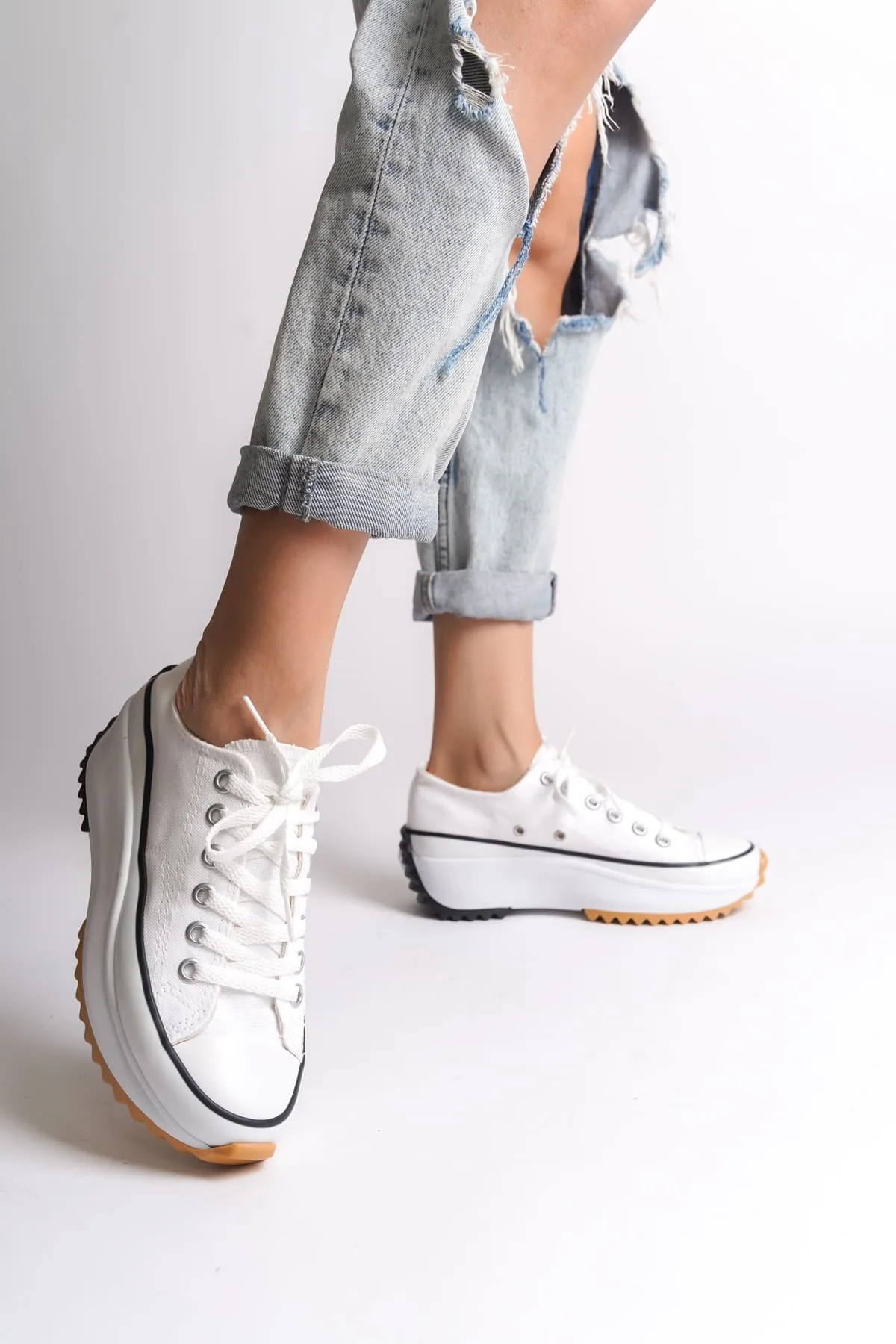 PARIS Beyaz Bağcıklı Ortopedik Taban Kadın Sneaker