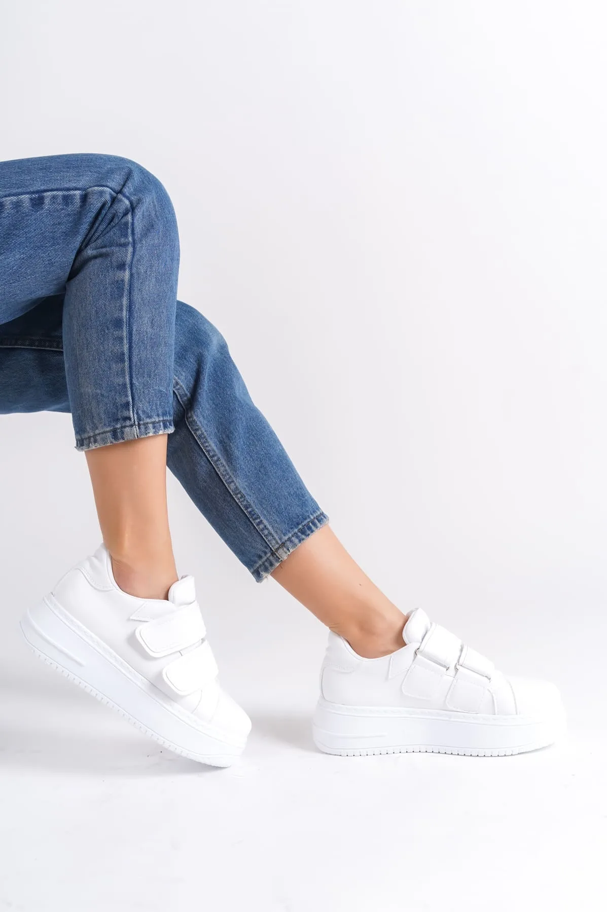 VALENCIA Bağcıksız Ortopedik Beyaz Kadın Sneaker Ayakkabı